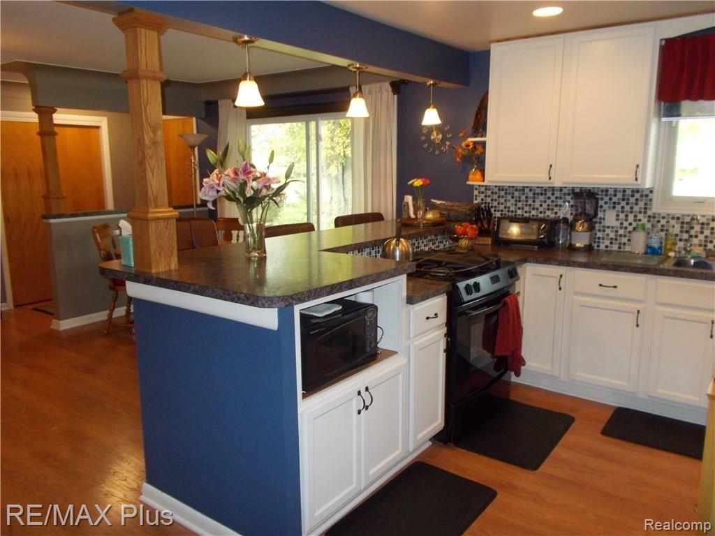 1775 Mayfield Road Lapeer, MI 48446 - Photo 8 of 18 DSCN2998.JPG