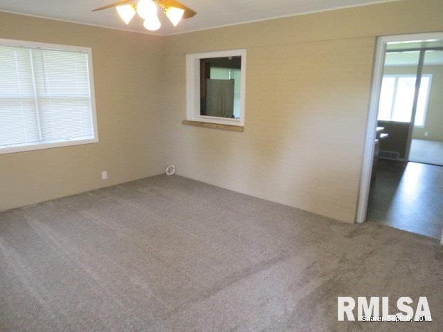 7669 Bunker Hill Road Fulton, IL 61252 - Photo 6 of 15