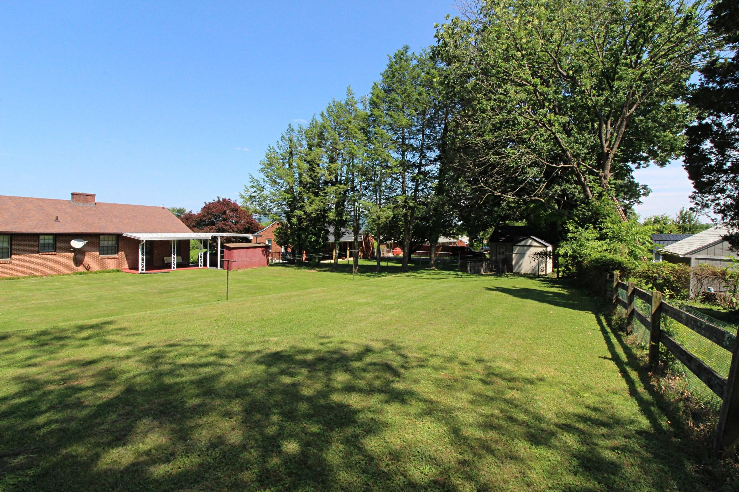 6554 Newland Road Roanoke, VA 24019 - Photo 25 of 26 Backyard V4