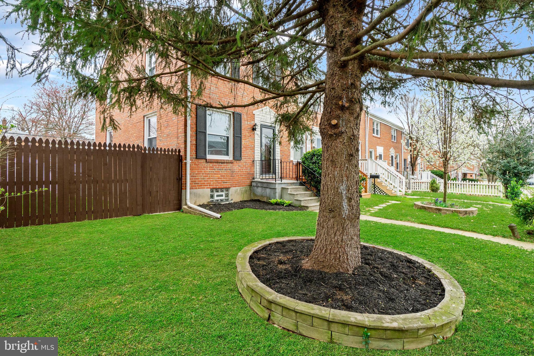 8527 Water Oak Road Baltimore, MD 21234 - Photo 3 of 37