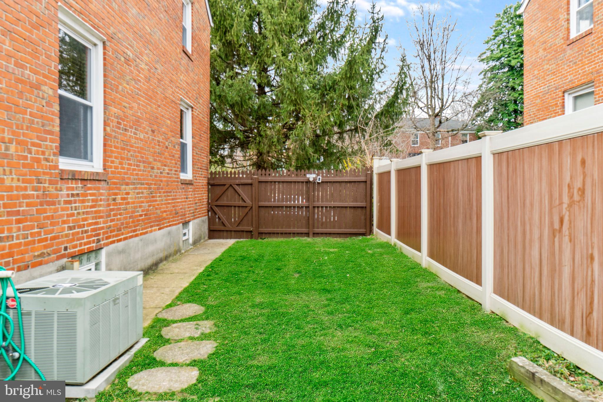 8527 Water Oak Road Baltimore, MD 21234 - Photo 31 of 37