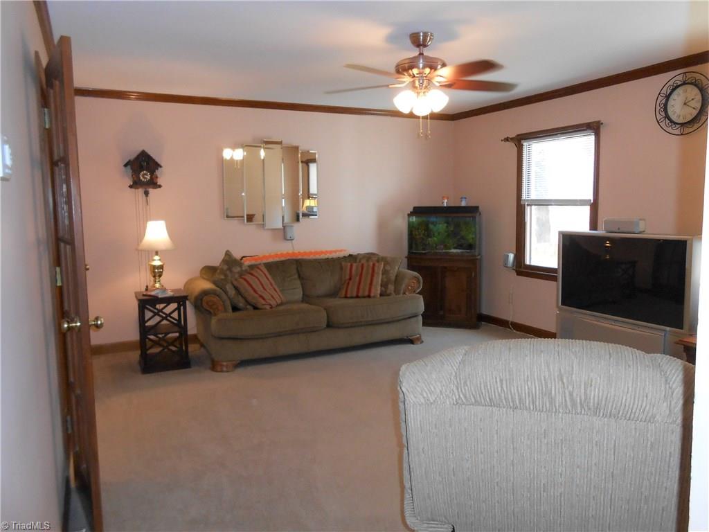 5204 Golden Acres Road Oak Ridge, NC 27310 - Photo 7 of 22