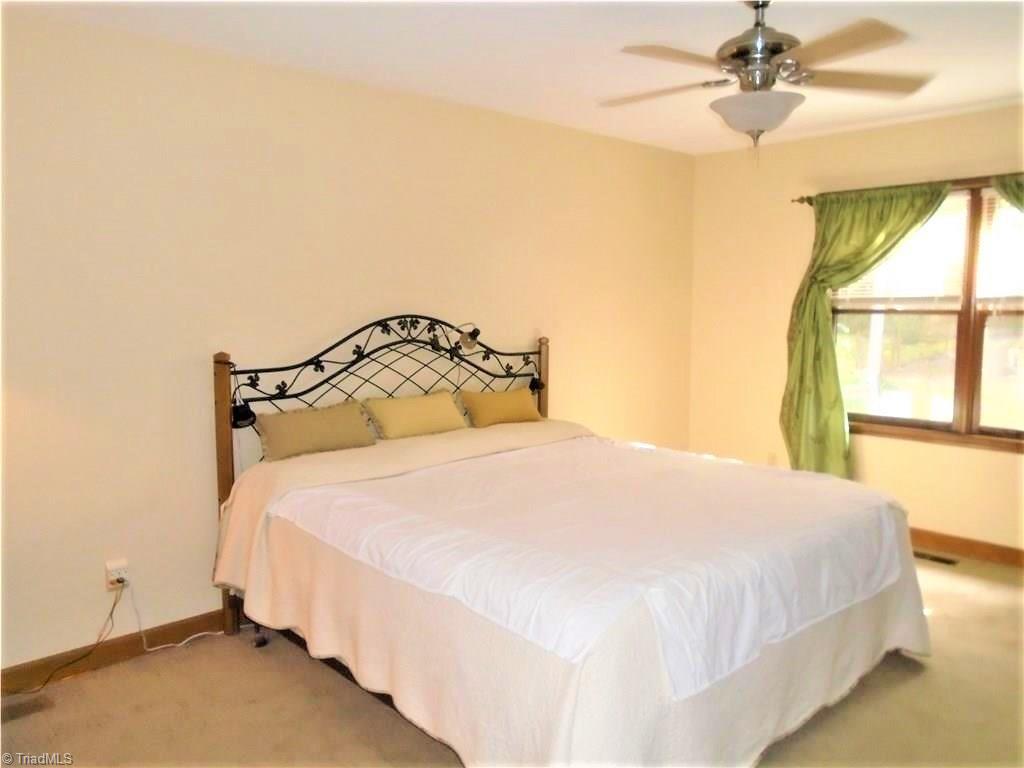 5204 Golden Acres Road Oak Ridge, NC 27310 - Photo 8 of 22