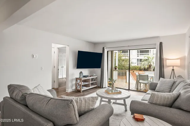 $345,900 | 1 Cedar Reef, Unit F101, Harbor Island, SC 29920