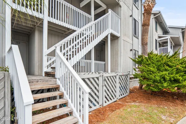 $345,900 | 1 Cedar Reef, Unit F101, Harbor Island, SC 29920