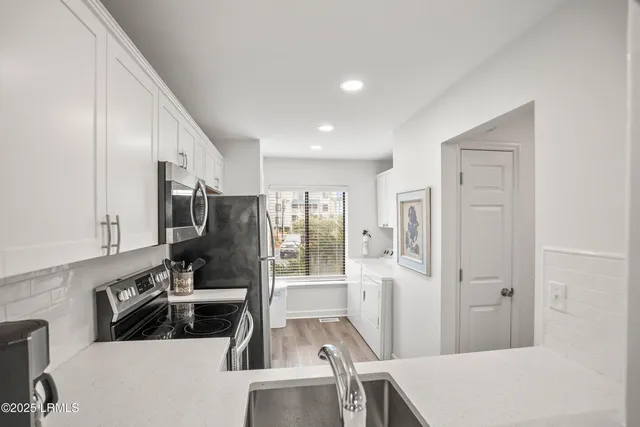 $345,900 | 1 Cedar Reef, Unit F101, Harbor Island, SC 29920