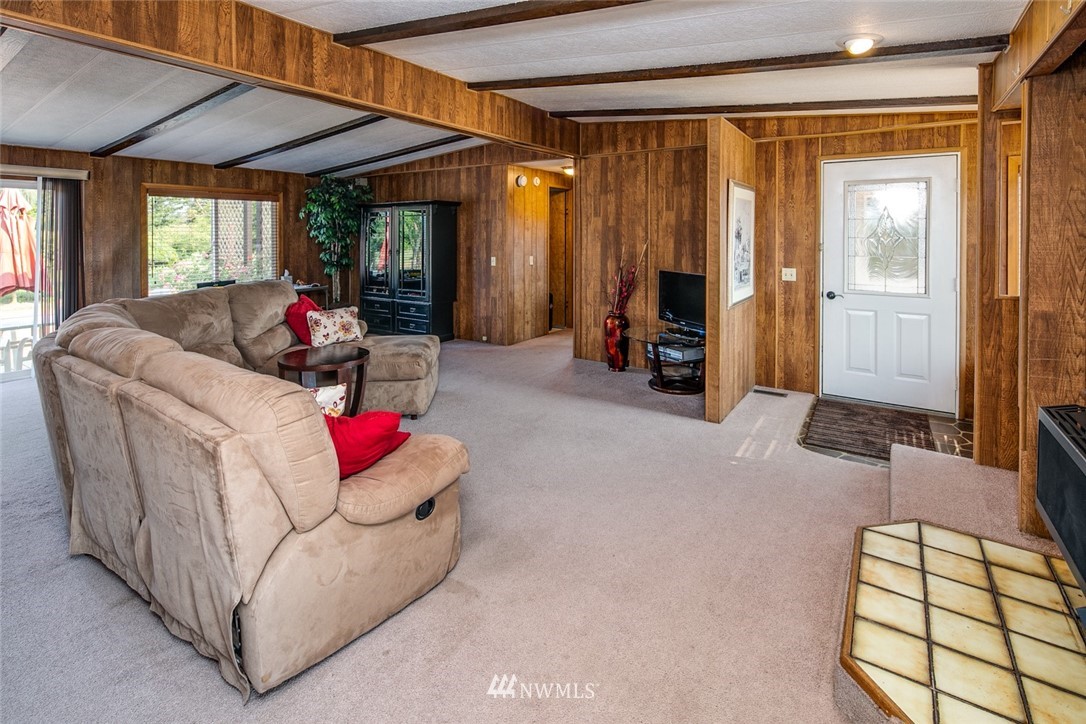 176 West King Tut Road Lynden, WA 98264 - Photo 5 of 40 Gallery Image 5