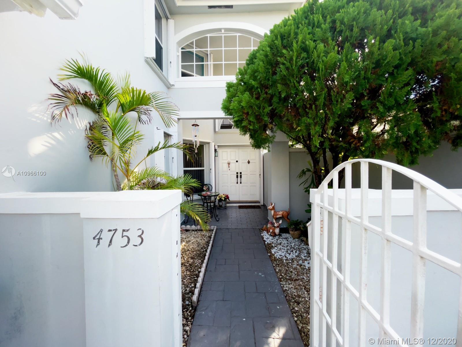 4753 Southwest 154th Court Miami, FL 33185 - Photo 2 of 27