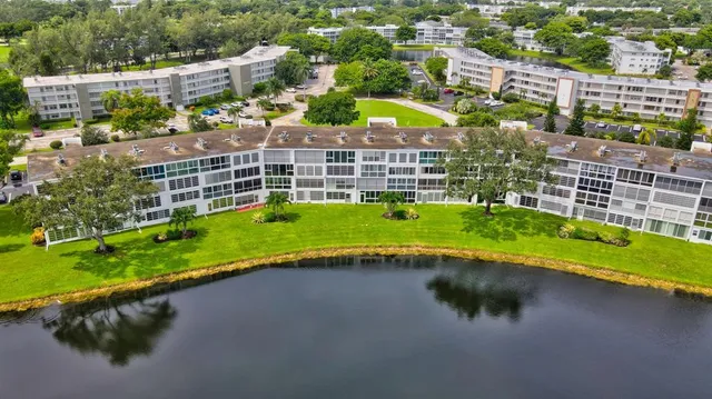 $259,000 | 3107 Cambridge East, Unit 3107, Deerfield Beach, FL 33442