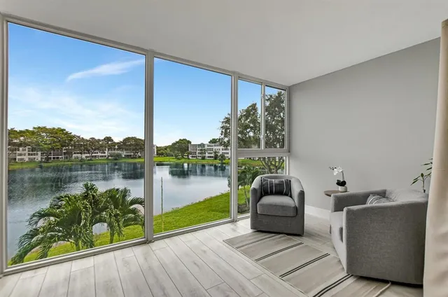 $259,000 | 3107 Cambridge East, Unit 3107, Deerfield Beach, FL 33442
