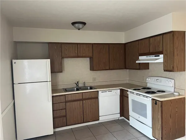 $1,235 | 126 Lakewood Drive, Unit 37, Luling, LA 70070