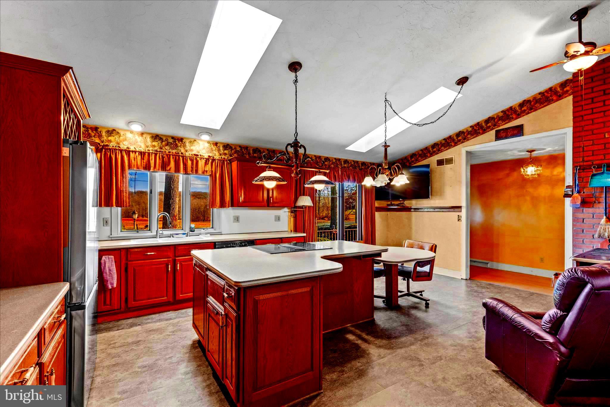 320 Dubs Church Road Hanover, PA 17331 - Photo 19 of 98 Gallery Image 19