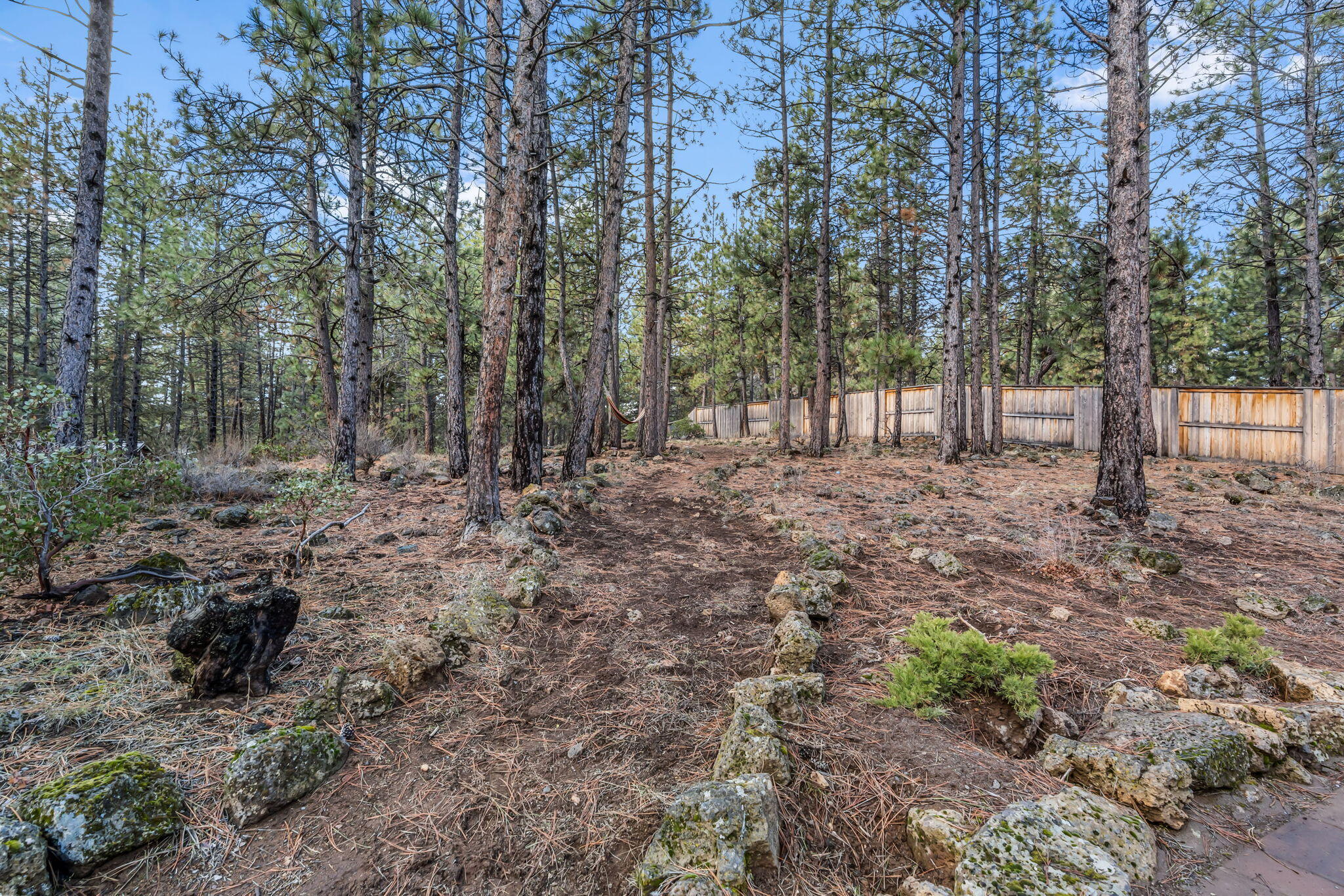60055 Turquoise Road Bend, OR 97702 - Photo 30 of 41 2026_02_25_60055_turquoise_road-36