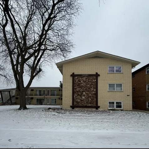 $60,000 | 14601 Keystone Avenue, Unit A3, Midlothian, IL 60445