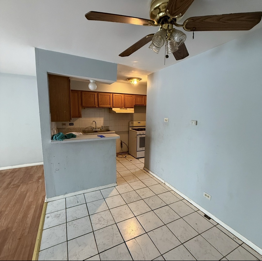 14601 Keystone Avenue, Unit A3 Midlothian, IL 60445 - Photo 3 of 7