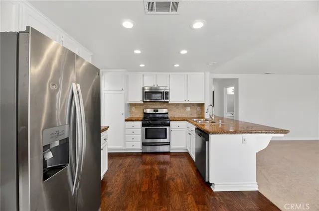 $694,900 | 24471 Saradella Court, Murrieta, CA 92562