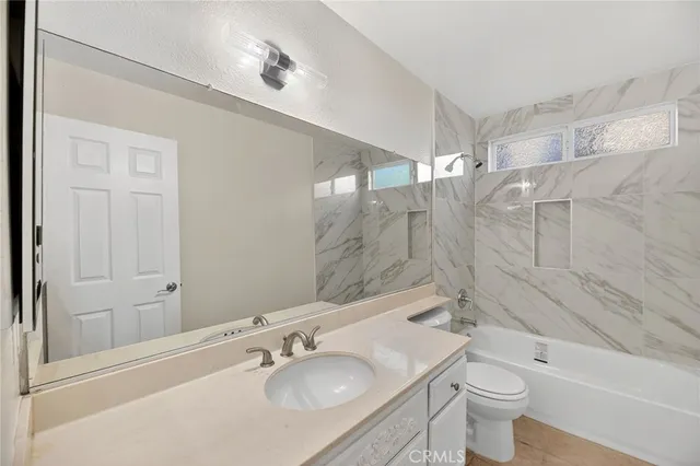 $694,900 | 24471 Saradella Court, Murrieta, CA 92562