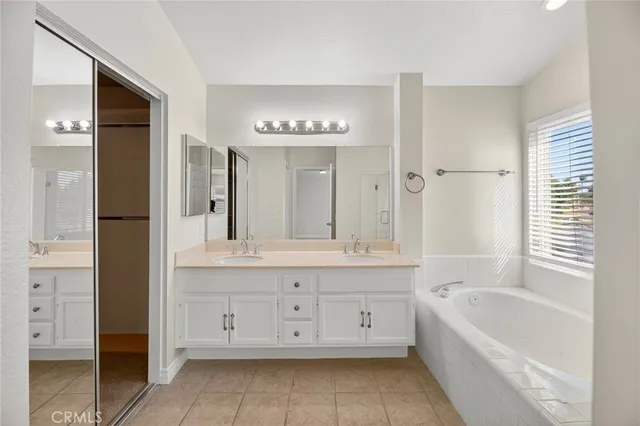 $694,900 | 24471 Saradella Court, Murrieta, CA 92562