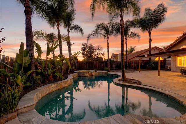 $694,900 | 24471 Saradella Court, Murrieta, CA 92562