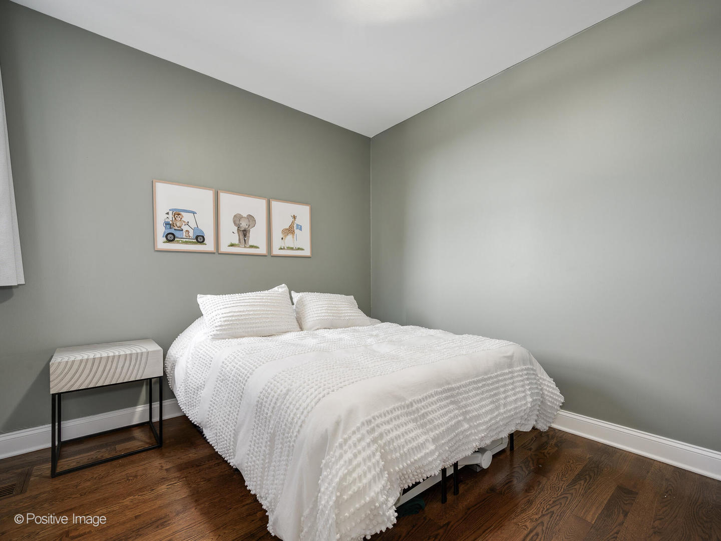 1519 West Irving Park Road, Unit 4 Chicago, IL 60613 - Photo 13 of 24 Gallery Image 13