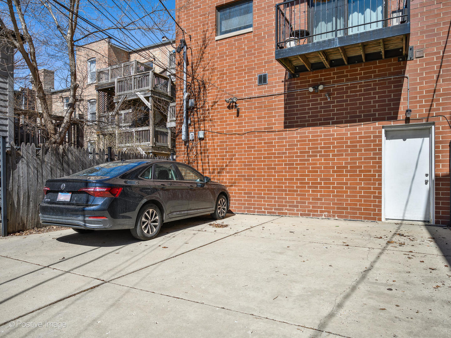 1519 West Irving Park Road, Unit 4 Chicago, IL 60613 - Photo 24 of 24 Gallery Image 24
