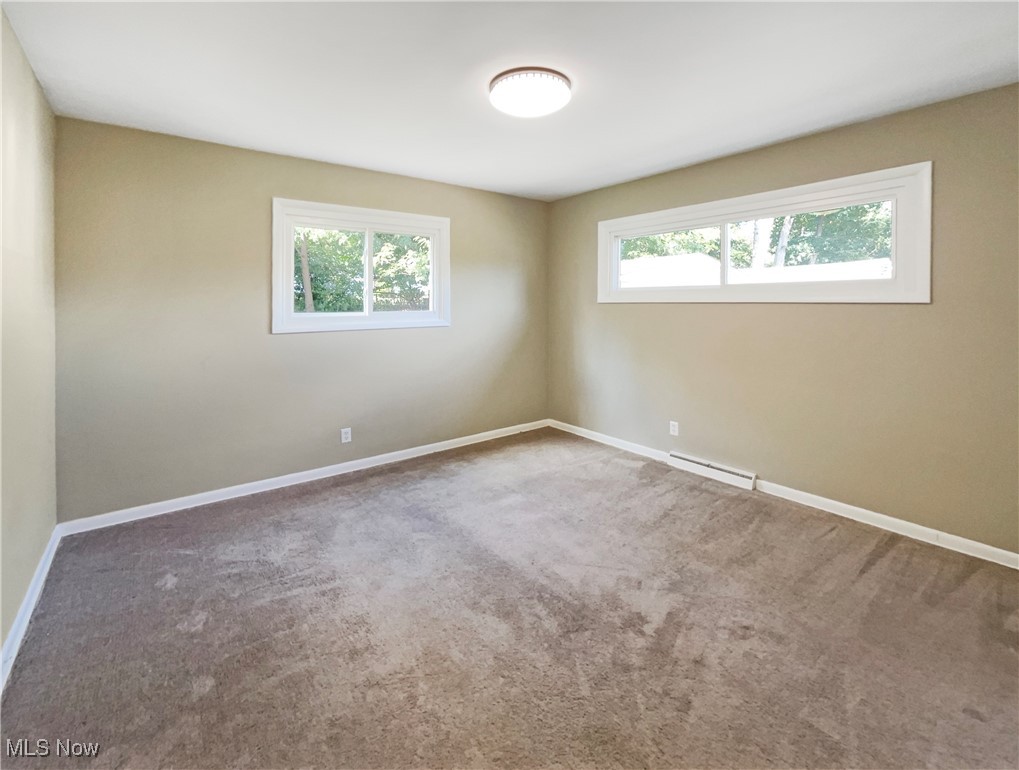 386 Rutland Street Akron, OH 44305 - Photo 5 of 22 Gallery Image 5