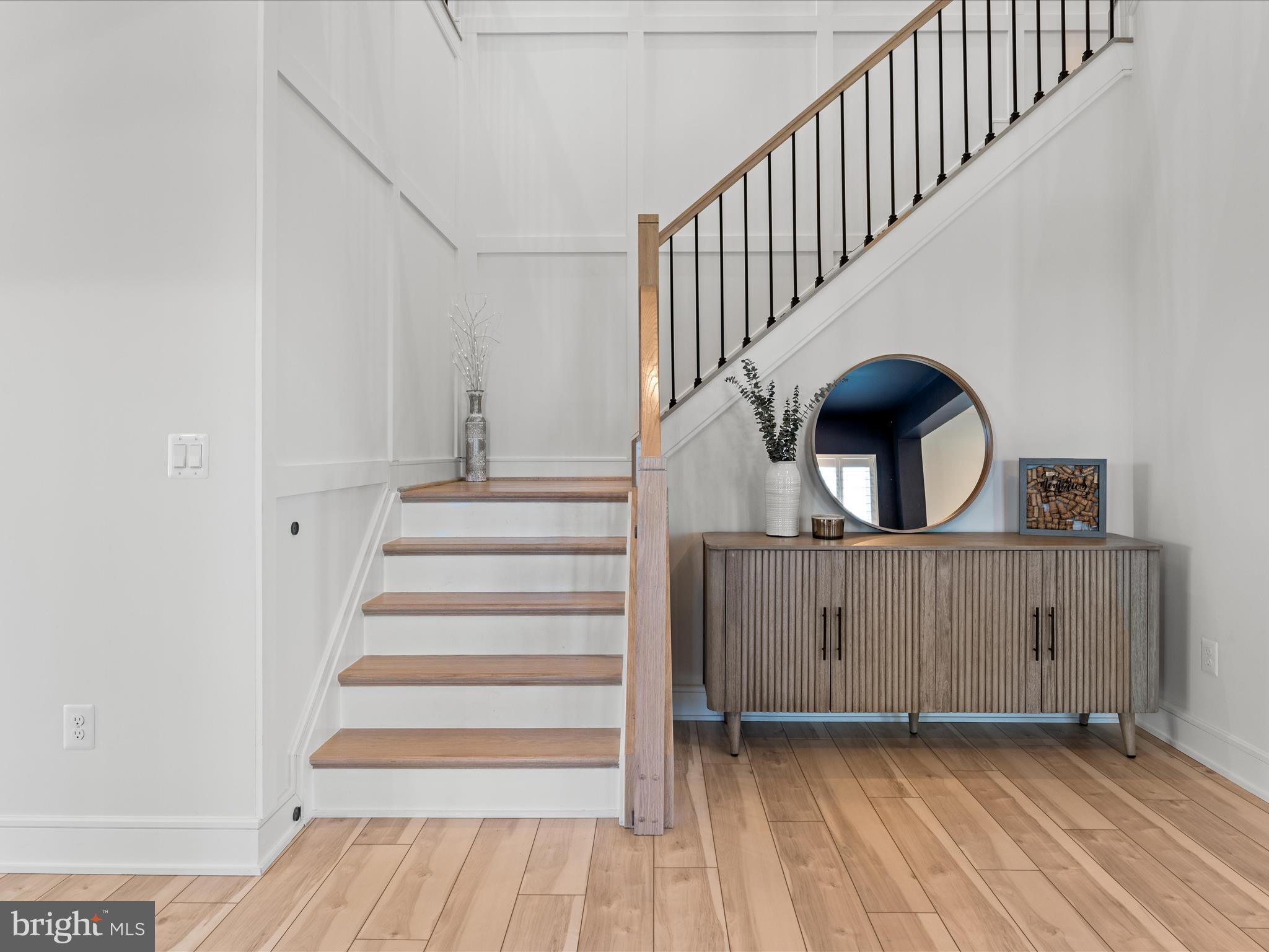 38906 Rumely Way Waterford, VA 20197 - Photo 39 of 99 Staircase