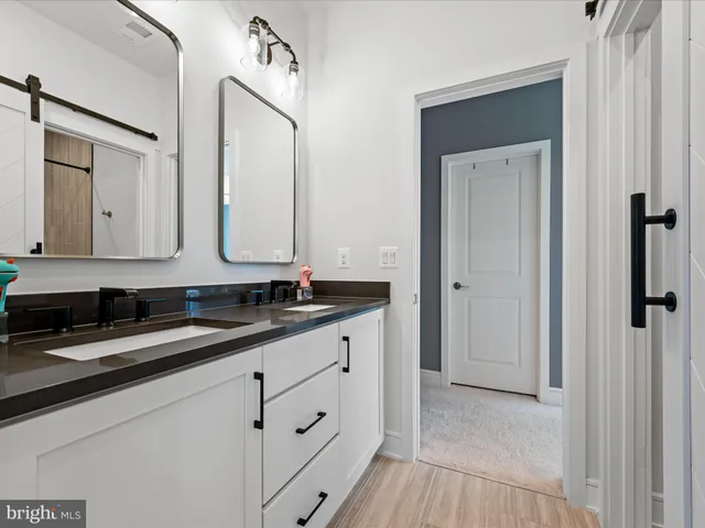 $1,899,000 | 38906 Rumely Way, Waterford, VA 20197