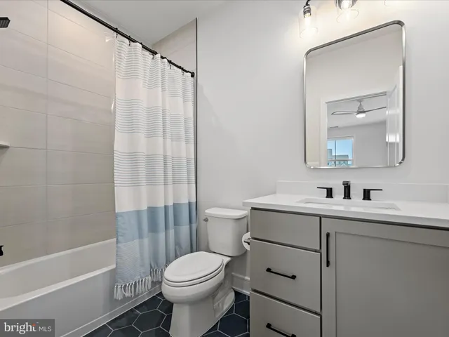 $1,899,000 | 38906 Rumely Way, Waterford, VA 20197