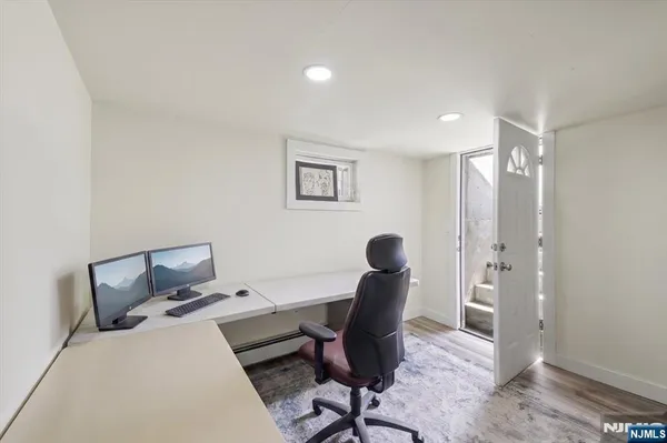 $669,999 | 222 Riverview Place, Cliffside Park, NJ 07010