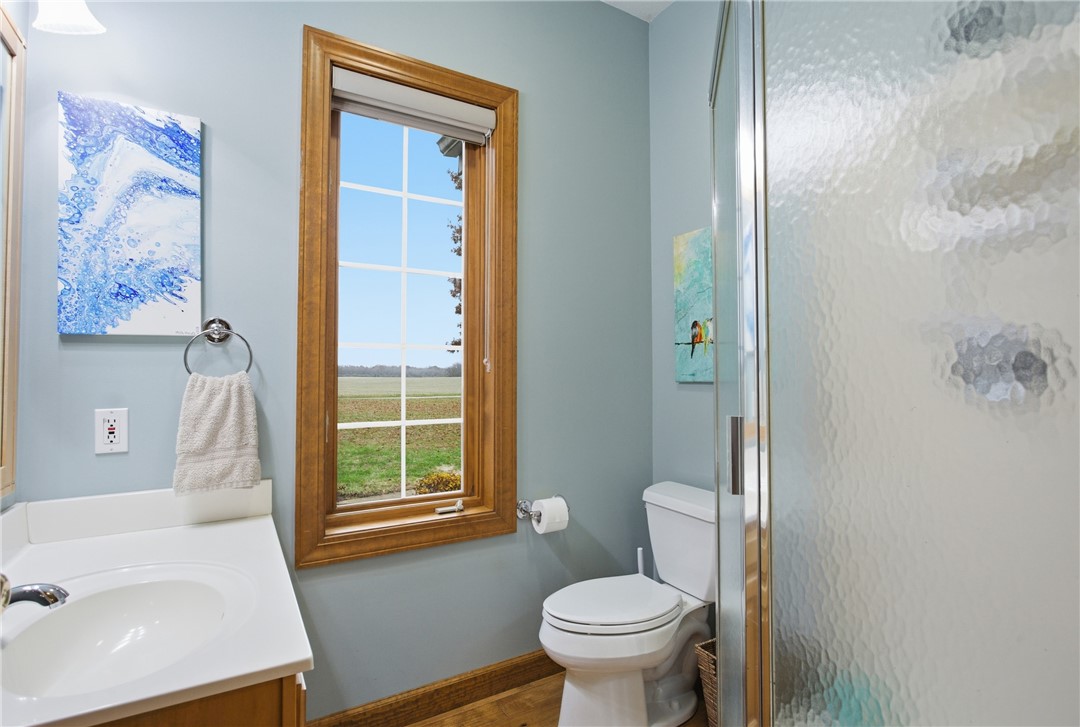 12511 Old State Road Charleston, IL 61920 - Photo 9 of 48