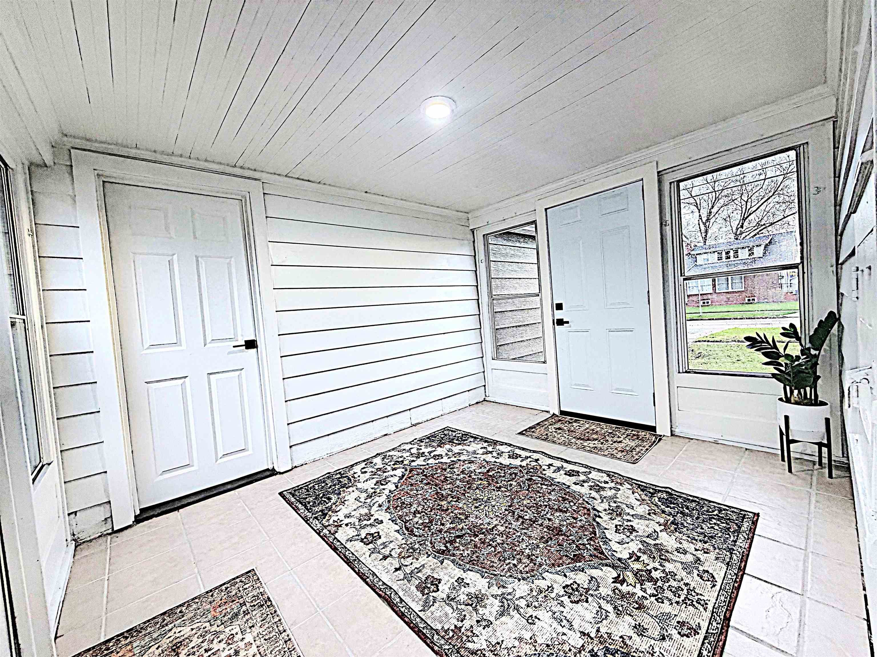 1936 North Mason Street Appleton, WI 54914 - Photo 15 of 22