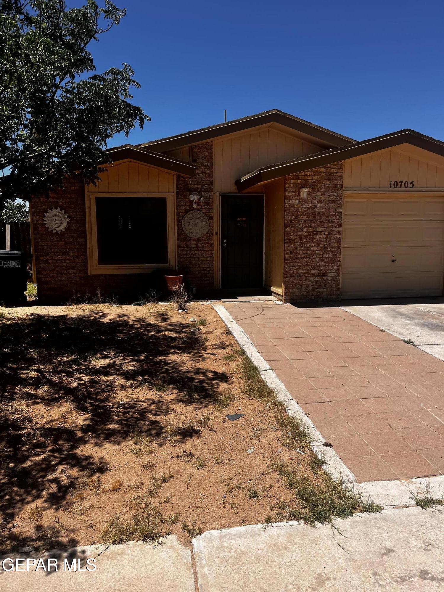 10705 Rhyolite Drive El Paso, TX 79924 - Photo 3 of 10 10 pic