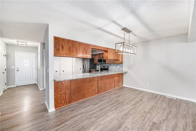 $245,000 | 7123 North Brooklyn Avenue, Gladstone, MO 64118