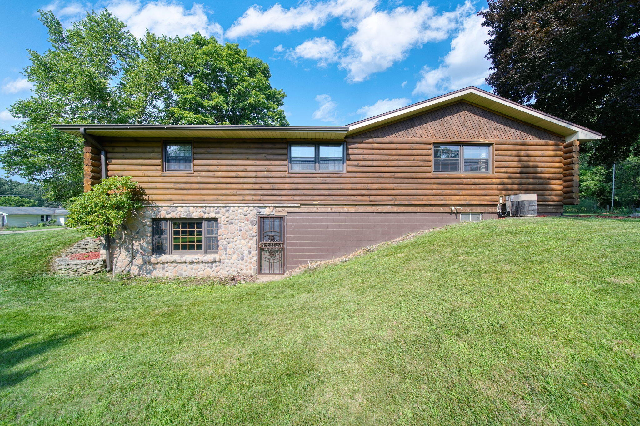 2933 Robinson Road Jackson, MI 49203 - Photo 48 of 57 43-web-or-mls-DSC06946_HDR