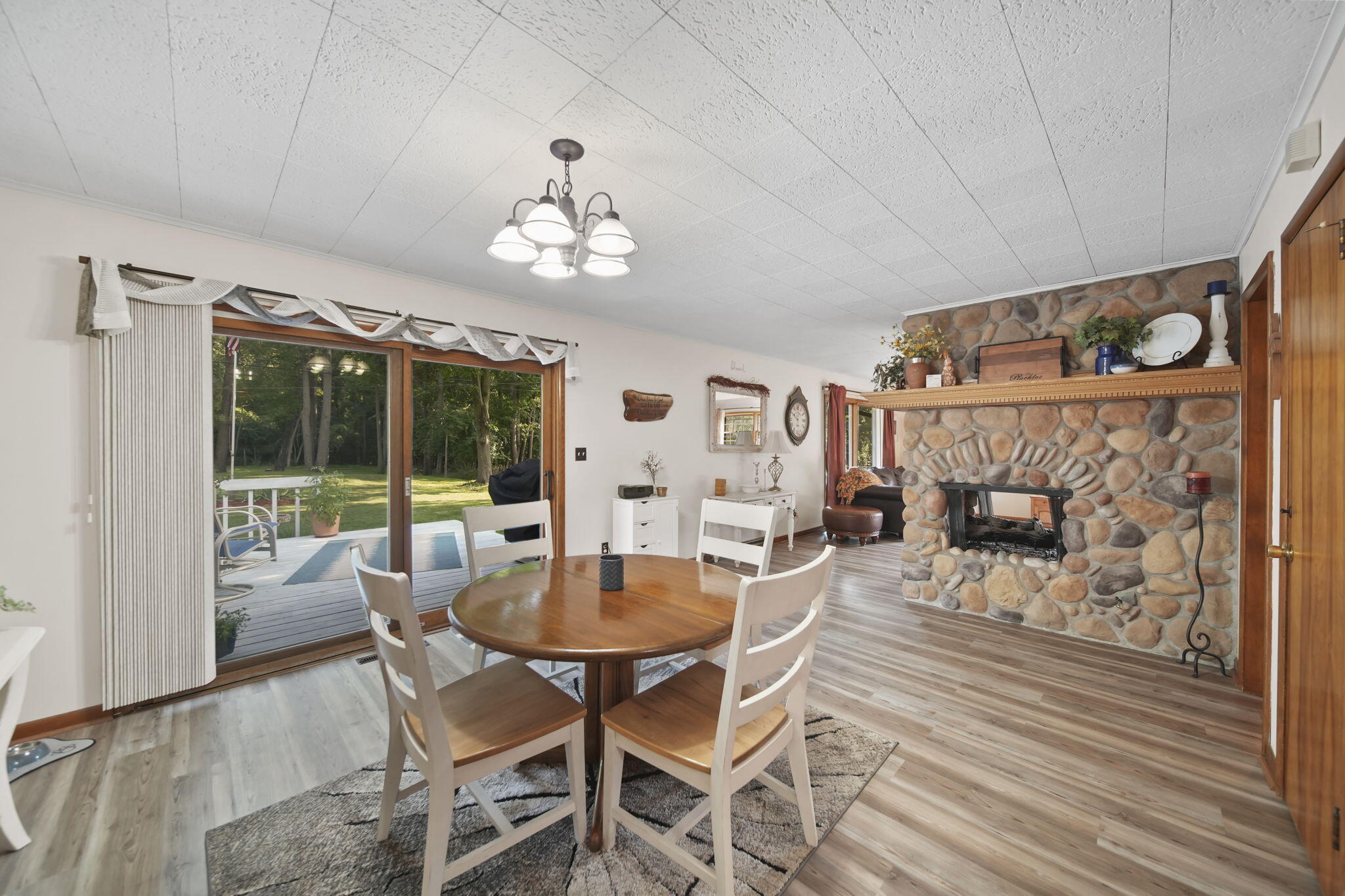 2933 Robinson Road Jackson, MI 49203 - Photo 10 of 57 10-web-or-mls-DSC06710