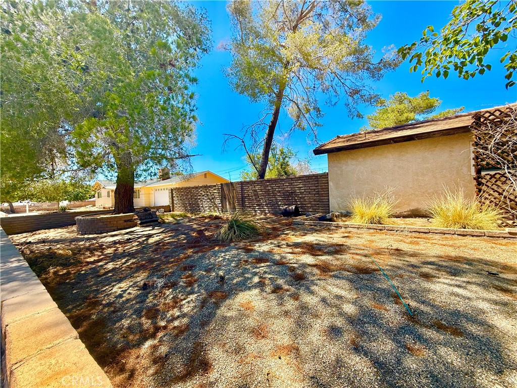 135 South Broadway Street Ridgecrest, CA 93555 - Photo 43 of 46