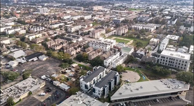 $3,900 | 5910 Val Verde Street, Houston, TX 77057