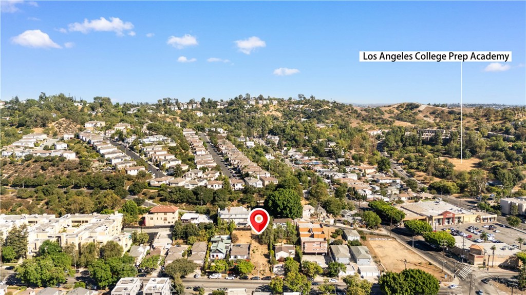 6034 Monterey Road Los Angeles, CA 90042 - Photo 7 of 9 a view of city