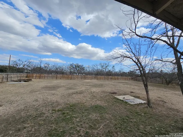 $93,000 | 502 Barnett Street, Eden, TX 76837