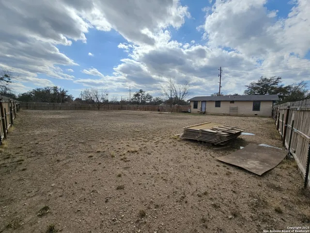 $93,000 | 502 Barnett Street, Eden, TX 76837