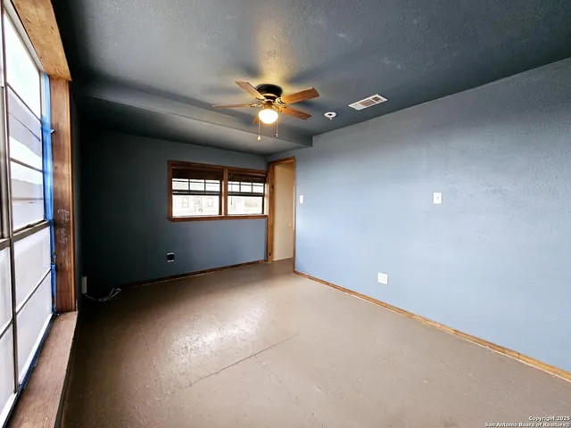 $93,000 | 502 Barnett Street, Eden, TX 76837