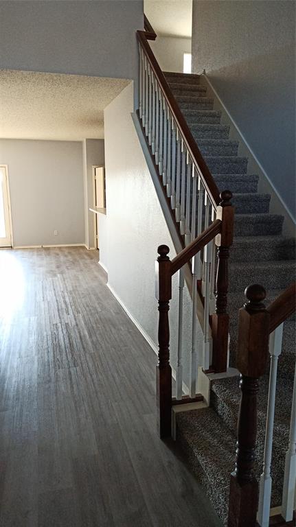 2620 Ridgebrook Court Mesquite, TX 75181 - Photo 3 of 24 a view of entryway with wooden floor