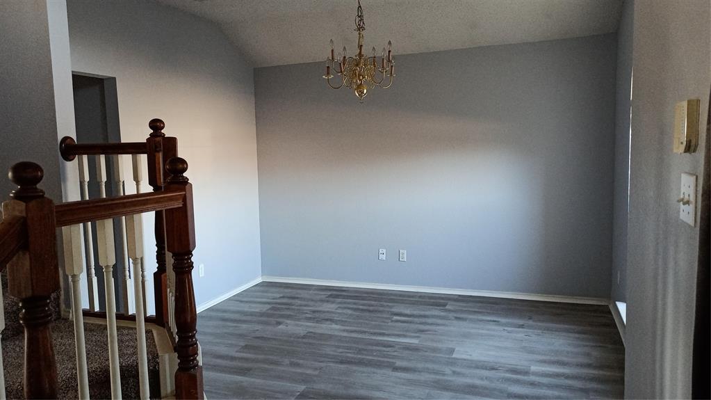 2620 Ridgebrook Court Mesquite, TX 75181 - Photo 8 of 24 a view of a livingroom with wooden floor