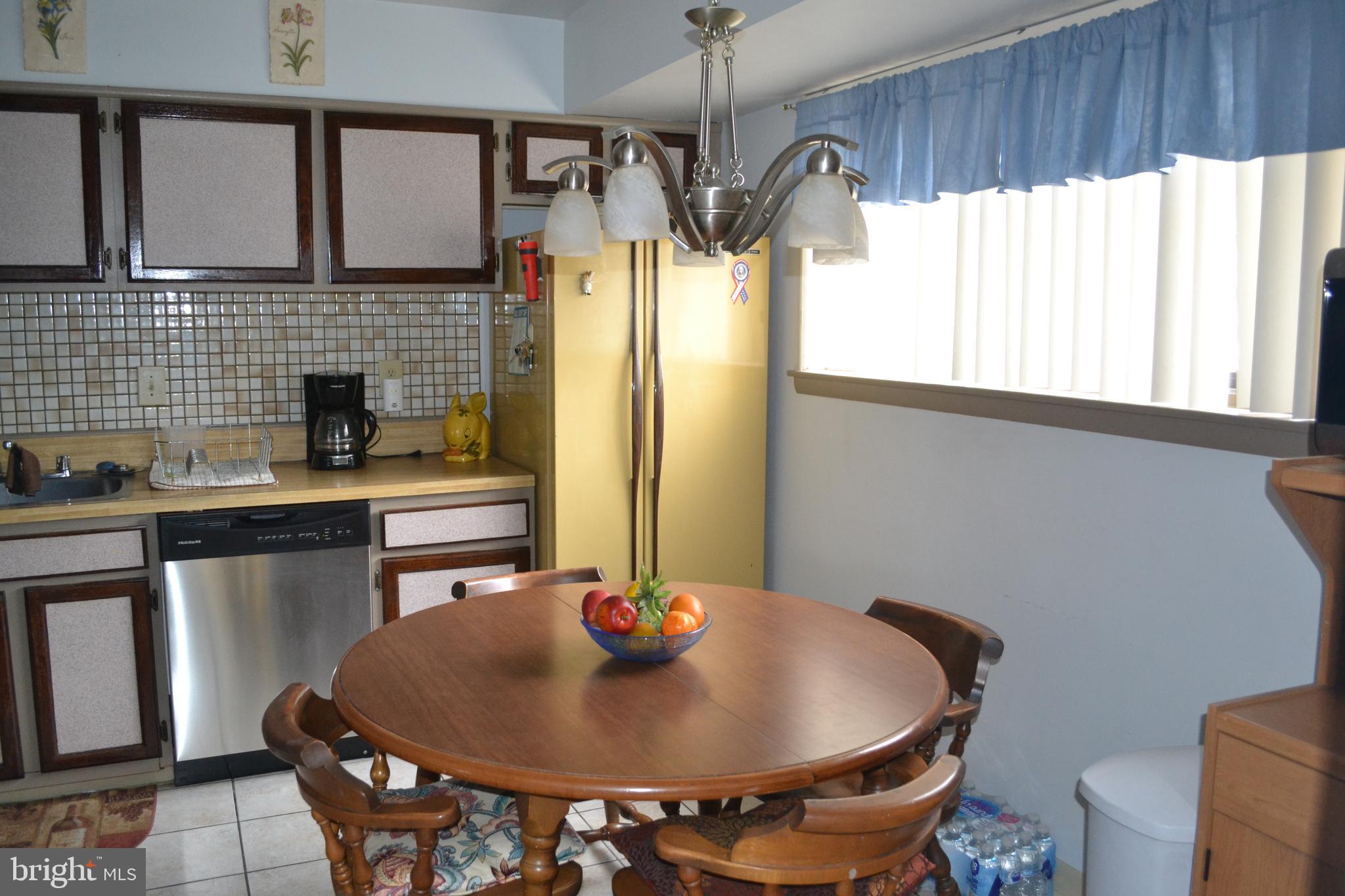 150 Kirkbride Road Voorhees, NJ 08043 - Photo 11 of 25 Eat-In Kitchen