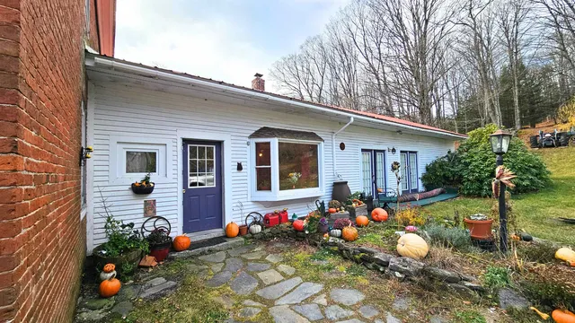 $895,000 | 1607 Massey Road, Springfield, VT 05156