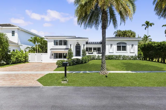 $2,100,000 | 1330 Northeast 4th Avenue, Boca Raton, FL 33432