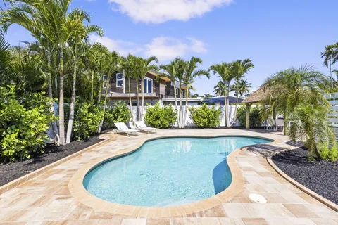 $2,100,000 | 1330 Northeast 4th Avenue, Boca Raton, FL 33432