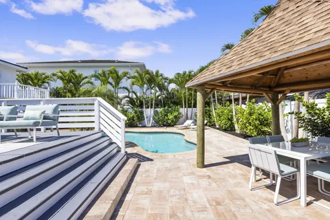 $2,100,000 | 1330 Northeast 4th Avenue, Boca Raton, FL 33432