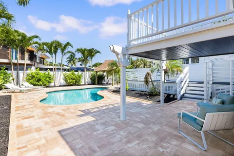 $2,100,000 | 1330 Northeast 4th Avenue, Boca Raton, FL 33432